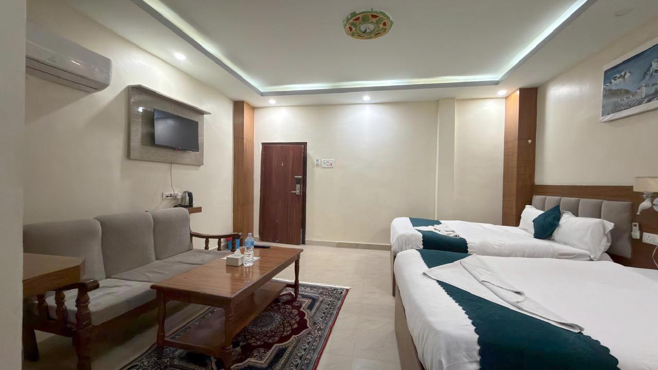 Triple Room